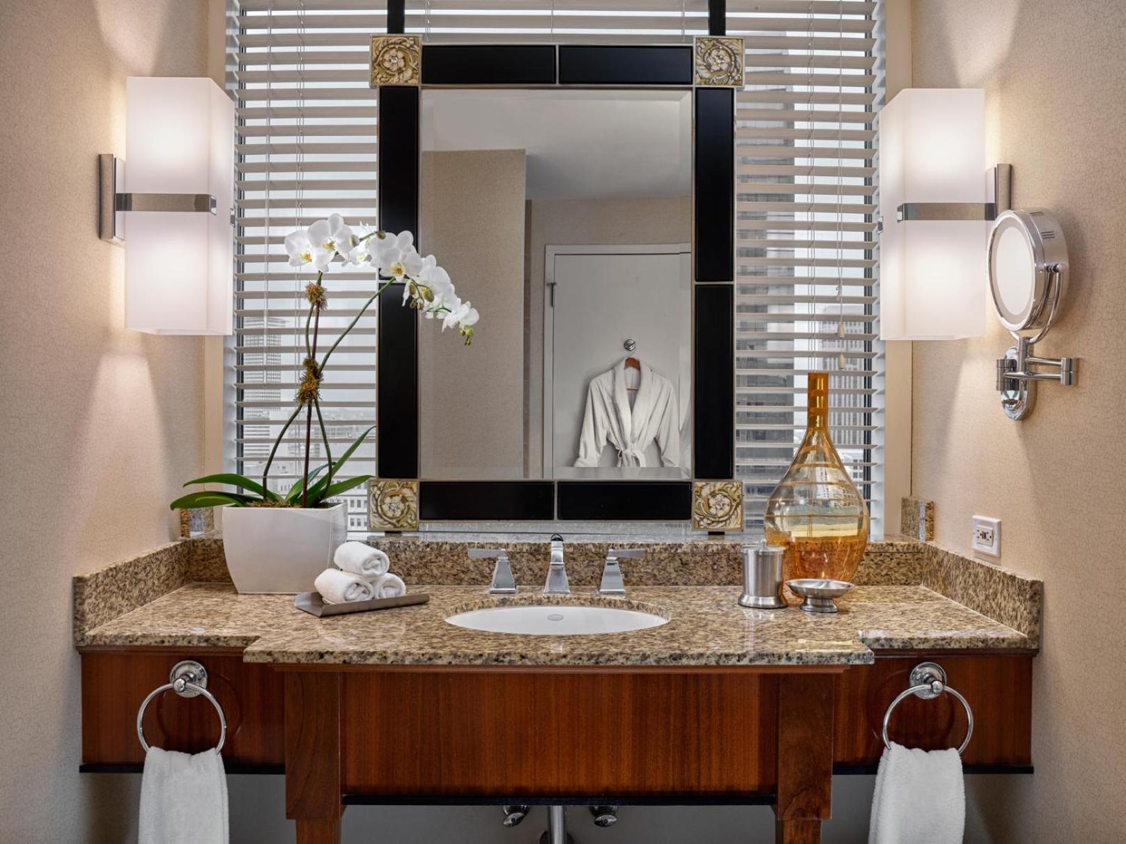 Loews New Orleans Hotel מראה חיצוני תמונה
